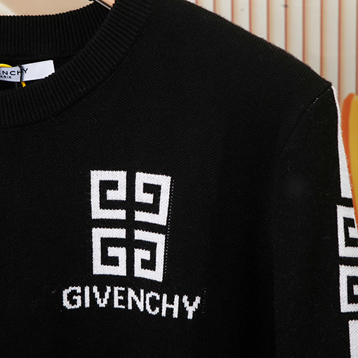 ジバンシイコピー GIVENSHY 新作ジャカード織りラウンドネックニットカップルセーター