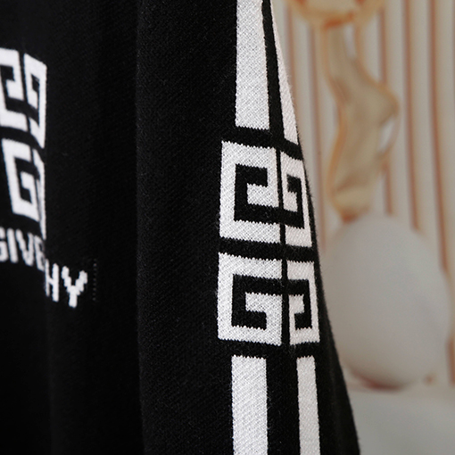 ジバンシイコピー GIVENSHY 新作ジャカード織りラウンドネックニットカップルセーター