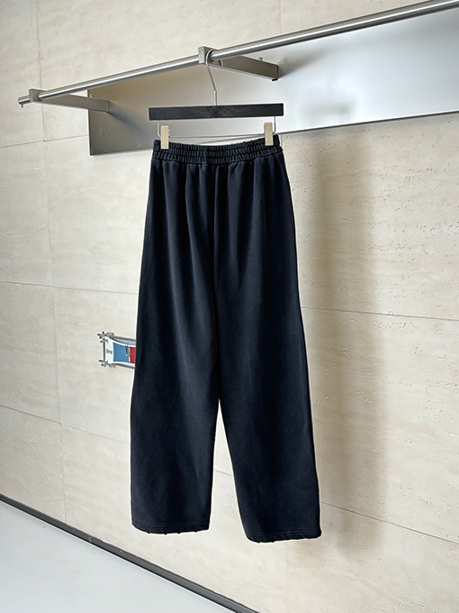 バレンシアガスーパーコピー BALENCIAGA 3B FOOTBALL BAGGY ドライフリースレターロゴ刺繍り伸縮ウエストストレートレッグスウェットパンツ