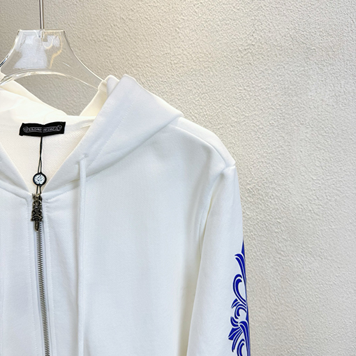 クロムハーツスーパーコピー 大きな舌と麒麟の腕のプリントが入ったジッパー付きフードジャケット
