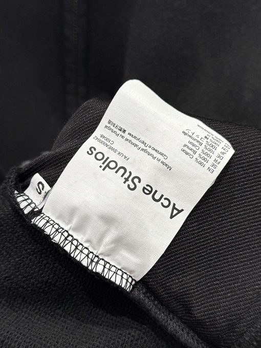 アクネストゥディオズスーパーコピー Acne Studios ダメージプリントの破れたフード付きジップアップスウェットジャケット
