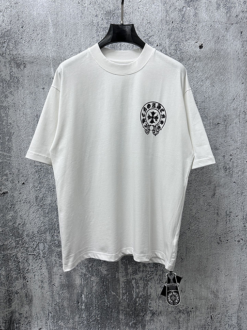 クロムハーツコピー ロールアップしたクルーネックの半袖Tシャツ