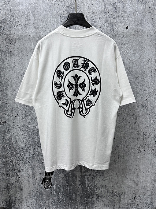 クロムハーツコピー ロールアップしたクルーネックの半袖Tシャツ