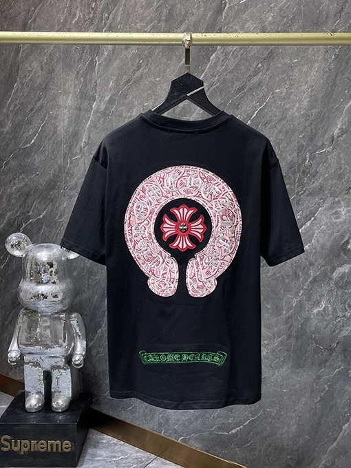 クロムハーツ ホースシュークロスの手作りアップリケ刺繍入り半袖Tシャツ