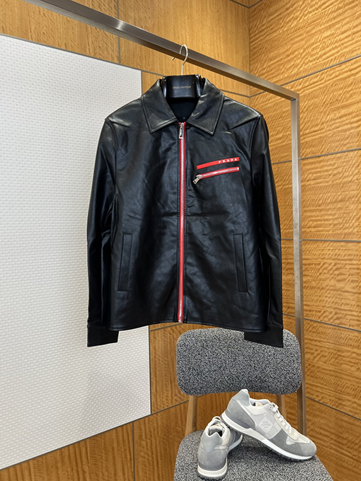 プラダコピー ラペル付きレッドラベルのジッパー付きレザージャケット