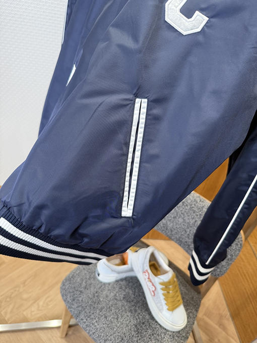 セリーヌスーパーコピー CELINE アップリケ付きボタンダウンベースボールカラージャケット