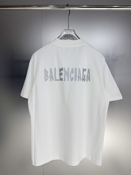 バレンシアガコピー BALENCIAGA 新モデル半袖Tシャツ