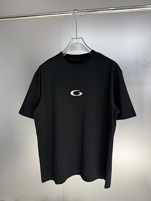 バレンシアガコピー BALENCIAGA 新モデル半袖Tシャツ