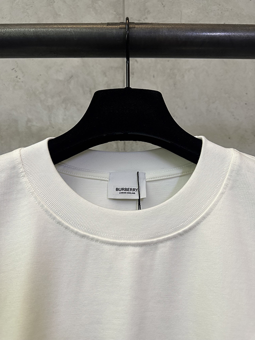 バーバリーコピー Burberry ロゴプリント入り半袖Tシャツ