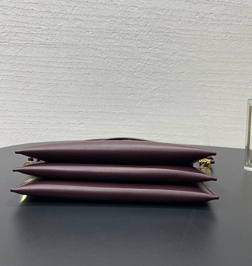 ロエベ Joya レディースアコーディオン式脇下バッグ