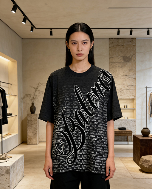 バレンシアガ BALENCIAGA グラデーション全面プリントのレター柄半袖Tシャツ