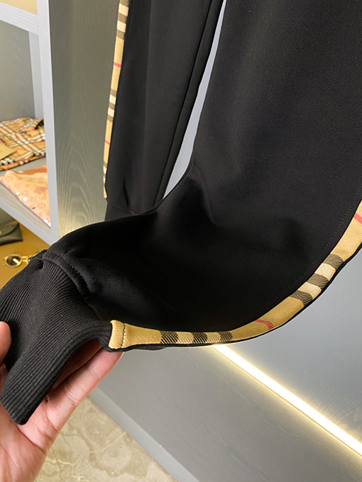 バーバリー サイドに柄が入ったコットン製アスレチックジョガーパンツ