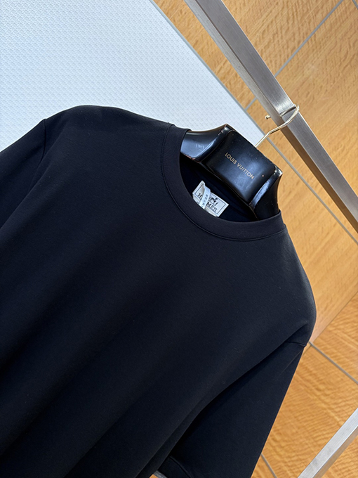 エルメス ツーピース風デザインの半袖Tシャツ