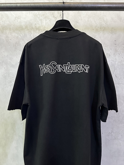 サンローランコピー Saint Laurent 文字ロゴプリントの半袖Tシャツ