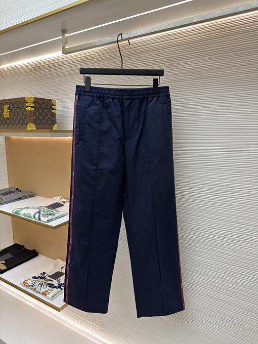 グッチスーパーコピー ウェビングトリムのスウェットパンツ