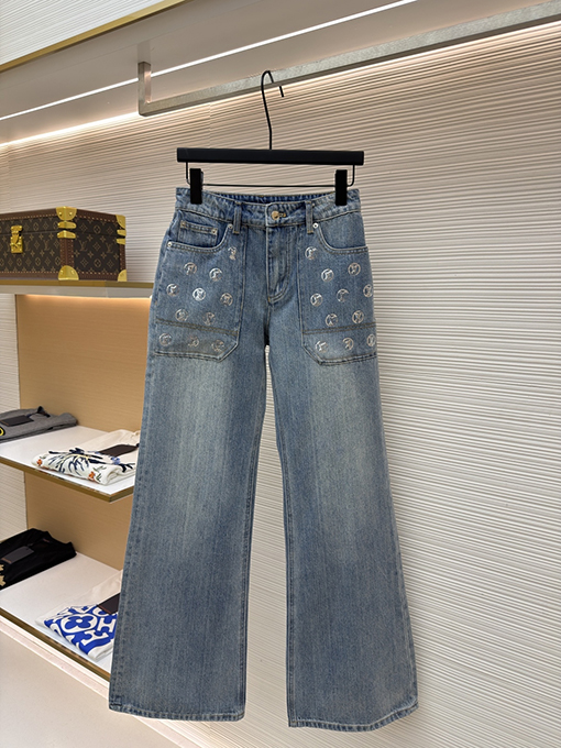 ルイヴィトンコピー レディースポケット付きレター柄スパンコールジャカードハイウエストフレアジーンズ