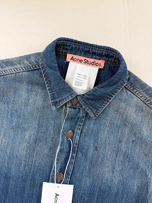 アクネストゥディオズスーパーコピー Acne Studios スプラッターペイントのデニムシャツ