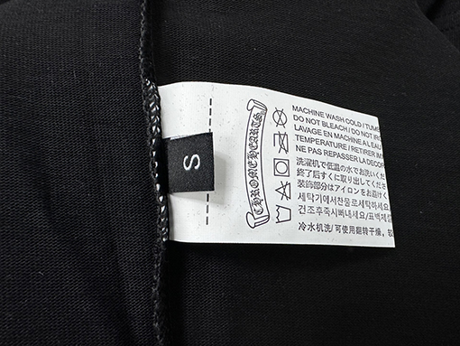 クロムハーツ アルミ板で装飾された半袖Tシャツ
