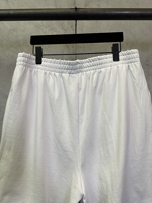 バレンシアガ 新しいグリーンテープショーツ