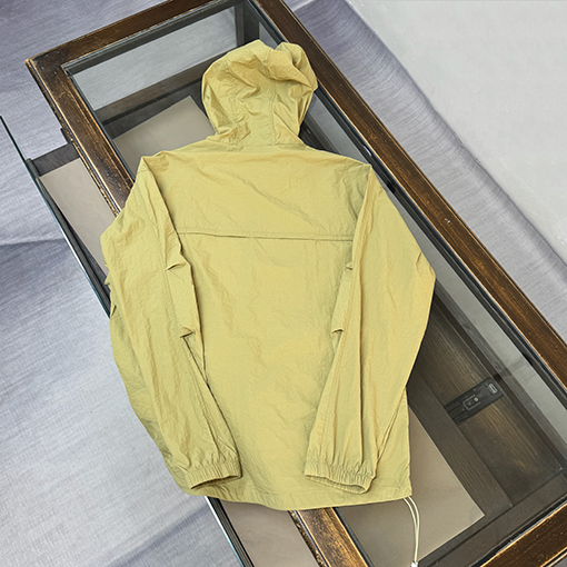 ルイヴィトンコピー クラシックフード付きの軽量で通気にれた日焼け防止服