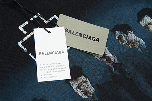 バレンシアガ Balenciaga ドイツ戦車バンドの長袖シャツ