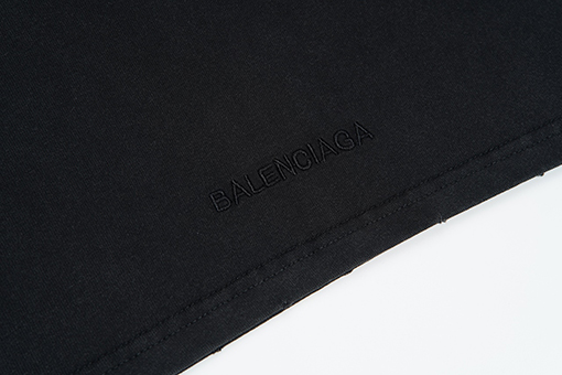 バレンシアガ Balenciaga ドイツ戦車バンドの長袖シャツ