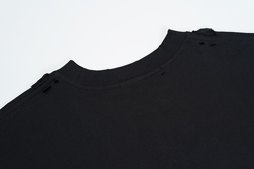 バレンシアガ Balenciaga 新作ライトニングレターダメージ長袖シャツ