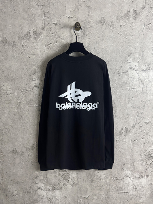バレンシアガ Balenciaga ダブルイメージプリントの長袖シャツ