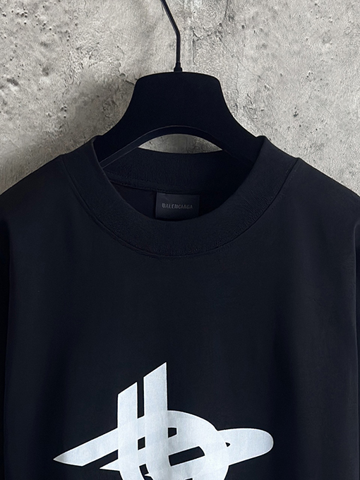 バレンシアガ Balenciaga ダブルイメージプリントの長袖シャツ