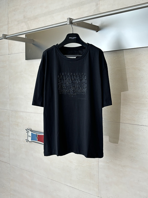 マルタンマルジェラスーパーコピー Maison Margiela デジタルプリントのゆったりとした半袖Tシャツ