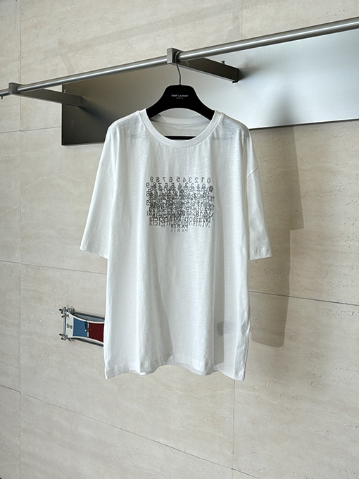 マルタンマルジェラスーパーコピー Maison Margiela デジタルプリントのゆったりとした半袖Tシャツ