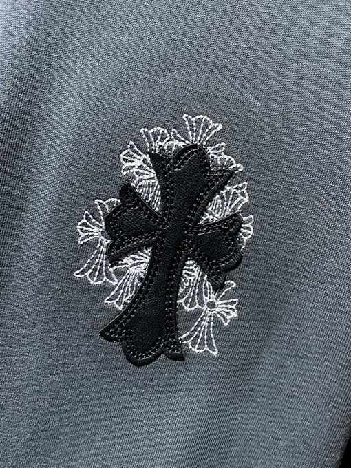 クロムハーツ クラシックなクロスパッチワークレザーのスプレーペイント半袖Tシャツ
