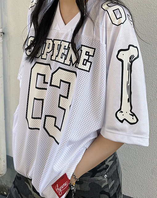 シュプリームコピー SUPREME Bones Football Jersey ボーンナンバーメッシュラグビー半袖ジャージ