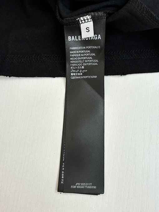 バレンシアガスーパーコピー BALENCIAGA 春夏コレクションイエローテープのずれプリントゆったりとした半袖Tシャツ