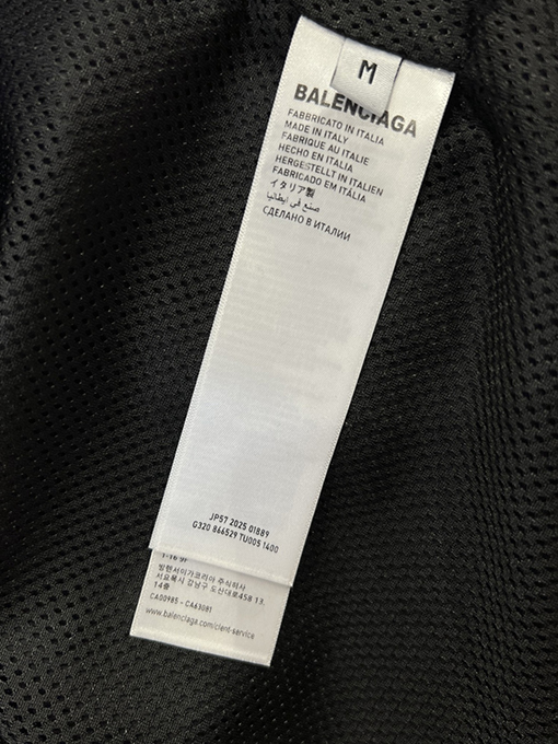 バレンシアガコピー BALENCIAGA 刺繍ロゴ入りフード付き防風ジャケット