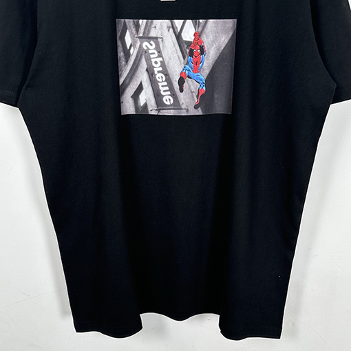 シュプリームスーパーコピー Supreme SS26 SPIDER-MAN TEE スパイダーマンプリント半袖Tシャツ