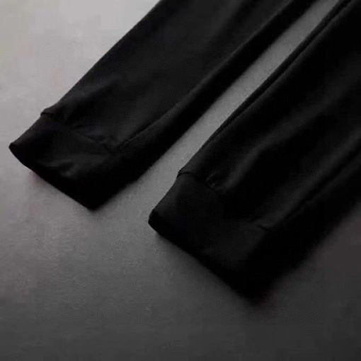 モンクレールコピー Moncler 人気のトレンドクルーネックのスウェットシャツとパンツのセット