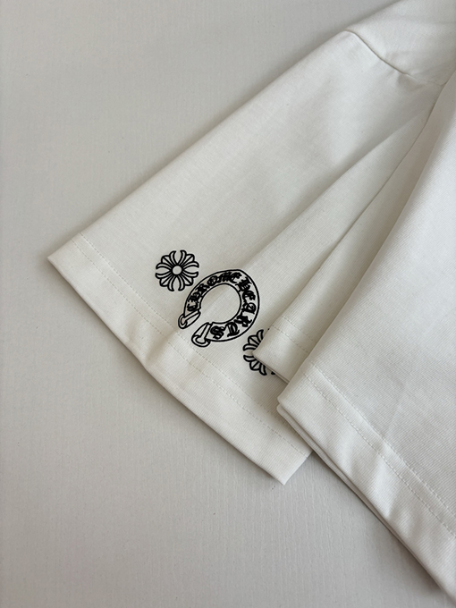 クロムハーツコピー レインボーホースシューロゴ入り半袖Tシャツ