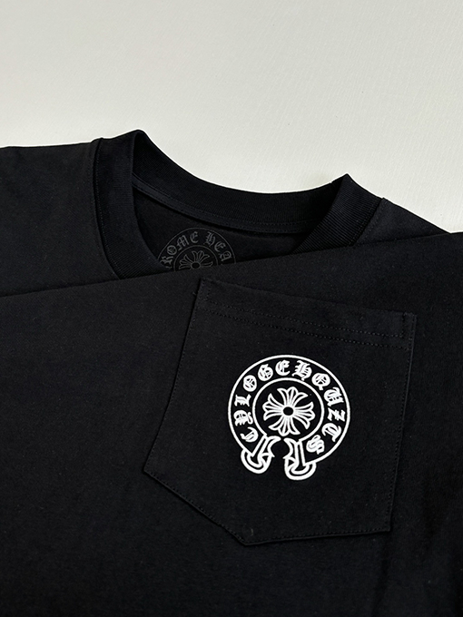 クロムハーツコピー レインボーホースシューロゴ入り半袖Tシャツ