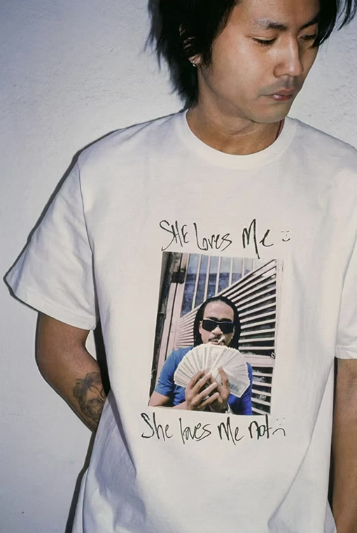 シュプリームスーパーコピー Supreme MAX B TEE ヒップホップアーティストのキャラクタープリント入り半袖Tシャツ