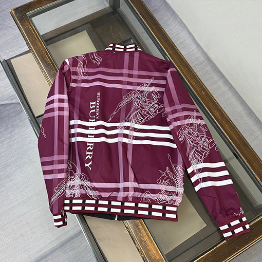バーバリー BURBERRY 両面リバーシブルのカジュアルなベースボールジャケット