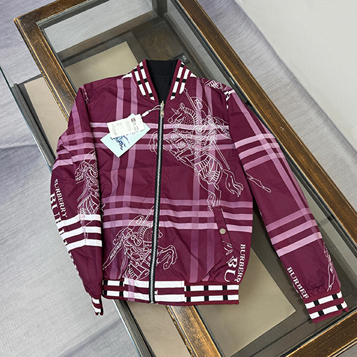 バーバリー BURBERRY 両面リバーシブルのカジュアルなベースボールジャケット