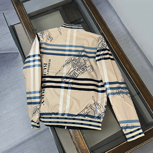 バーバリー BURBERRY 両面リバーシブルのカジュアルなベースボールジャケット