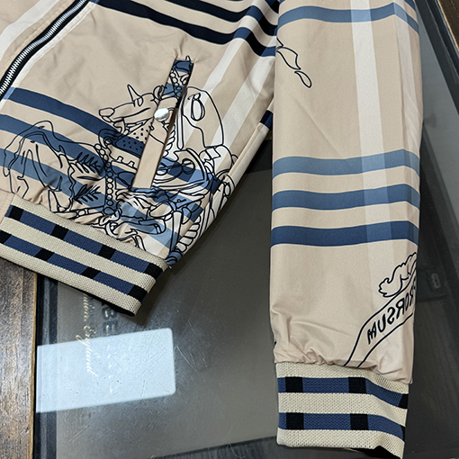 バーバリー BURBERRY 両面リバーシブルのカジュアルなベースボールジャケット