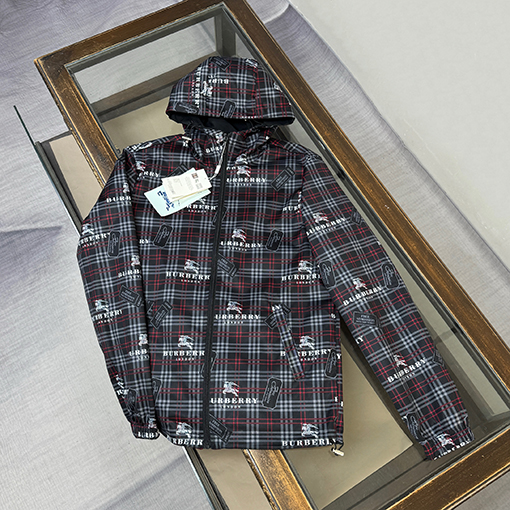 バーバリースーパーコピー BURBERRY 両面リバーシブルのカジュアルなフード付きジャケット