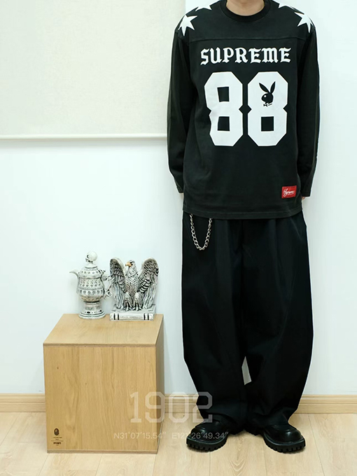 シュプリームコピー SUPREME L/S FOOTBALL TOP ラビットプレイボーイ88番長袖シャツ