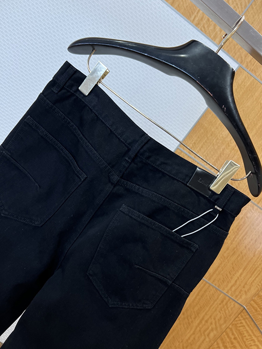 ディオール レザーラベル付きストレートレッグワイドレッグジーンズ