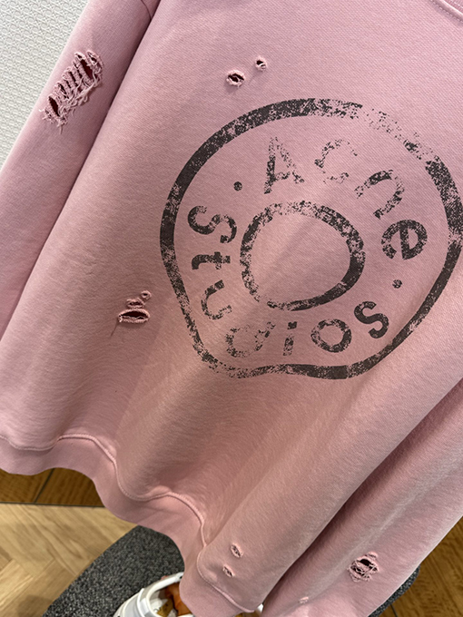 アクネストゥディオズコピー Acne Studios ダメージプリントの破れたクルーネックのスウェットシャツ
