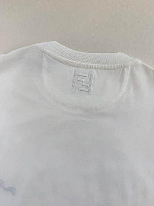 フェンディスーパーコピー アップリケ付き花柄半袖Tシャツ
