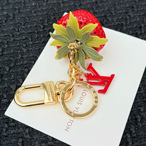 ルイヴィトンスーパーコピー LV Fruits イチゴのキーホルダー